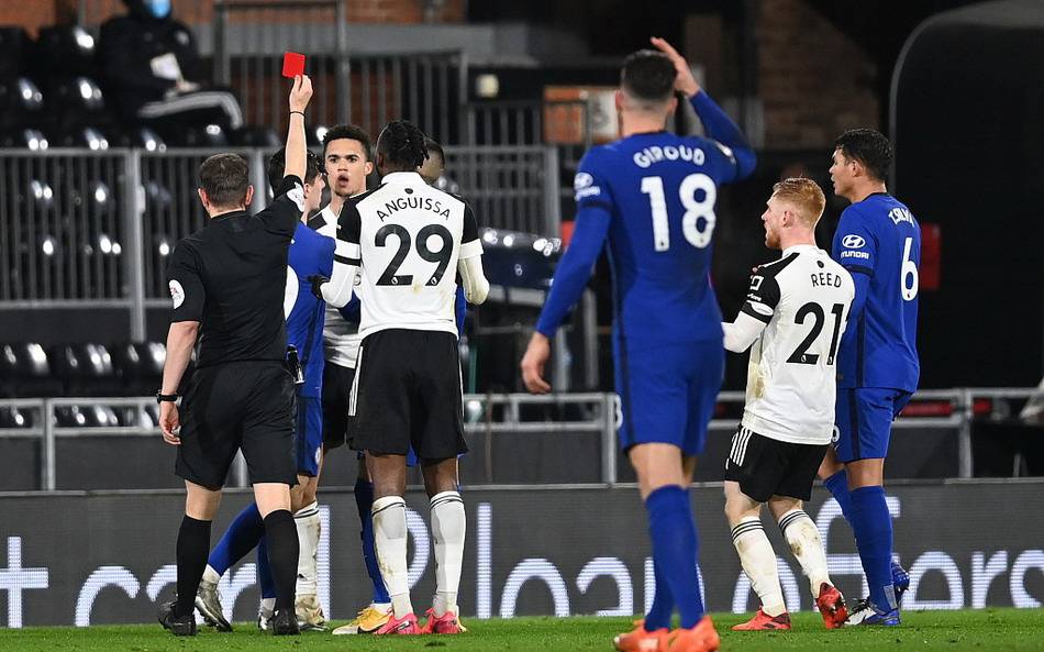 Skip：勒布朗压哨绝杀拯救湖人 这空位补篮比上篮都容易