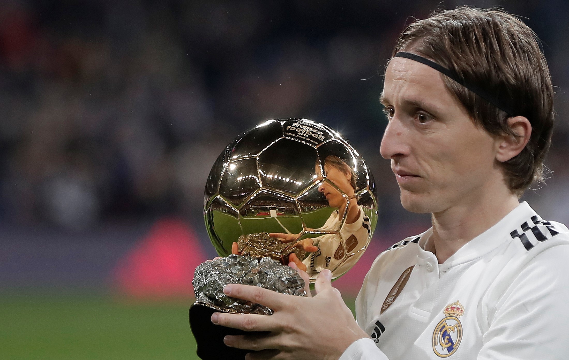 足球国足队长发声：我们不会放弃任何一场比赛